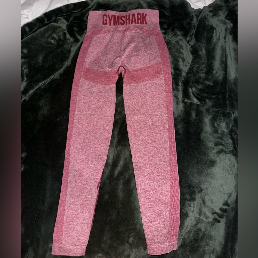 gym shark leggings